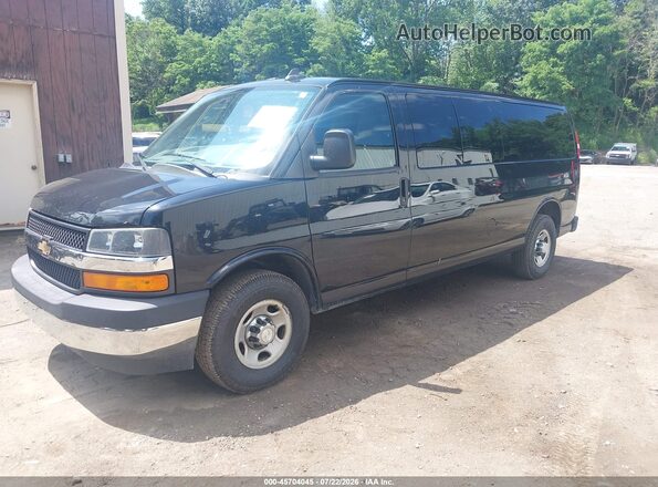 1GAZGPFF8H1266100 2017 CHEVROLET EXPRESS Black Առջևի ձախ երեք քառորդ տեսարան