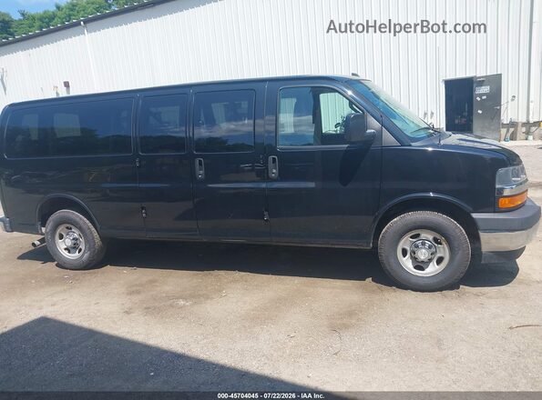 1GAZGPFF8H1266100 2017 CHEVROLET EXPRESS Black Սալոնի հետևի տեսք