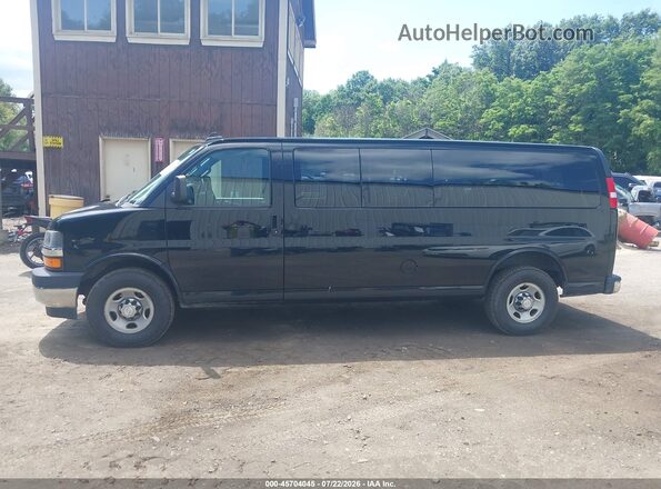 1GAZGPFF8H1266100 2017 CHEVROLET EXPRESS Black Սալոնի 360 աստիճան տեսք