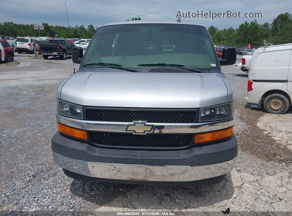 1GAZGPFG0J1161582 2018 CHEVROLET EXPRESS Gray ხელსაწყოთა პანელის ხედი