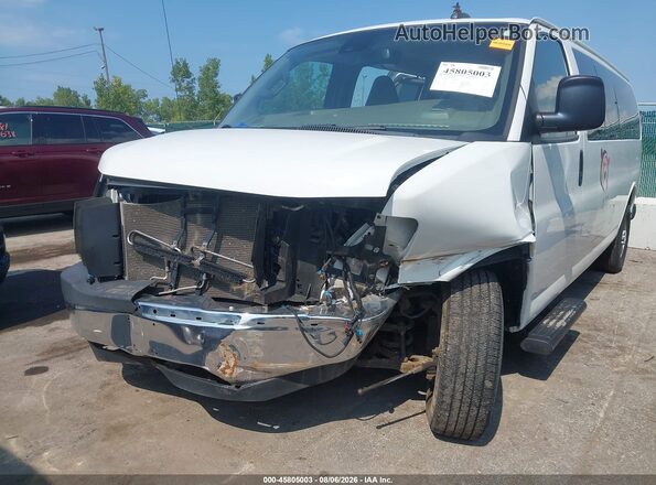 1GAZGPFG0K1283103 2019 CHEVROLET EXPRESS White Вид спереду