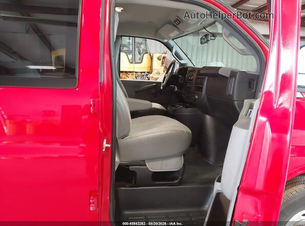 1GAZGPFG1J1299857 2018 CHEVROLET EXPRESS Красный Вид салона спереди