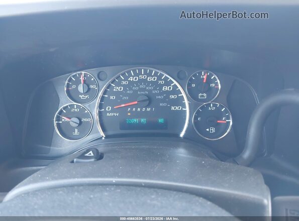 1GAZGPFG2J1299754 2018 CHEVROLET EXPRESS Silver უკანა სავარძლების ხედი