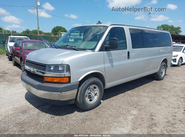 1GAZGPFG3H1245891 2017 CHEVROLET EXPRESS Silver Передня ліва чверть