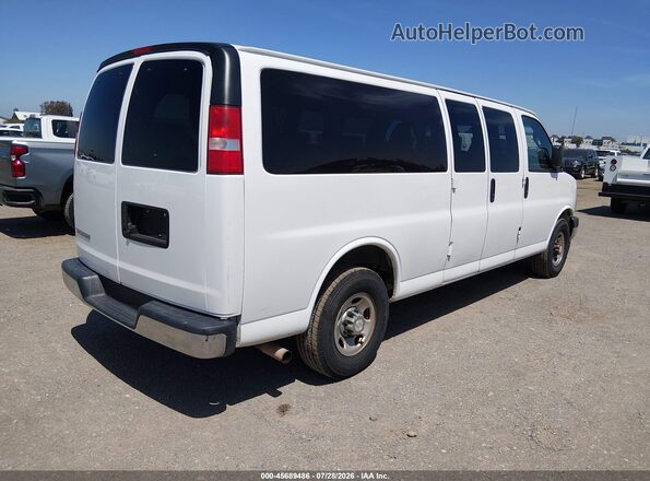 1GAZGPFG3J1300930 2018 CHEVROLET EXPRESS White Задня права чверть