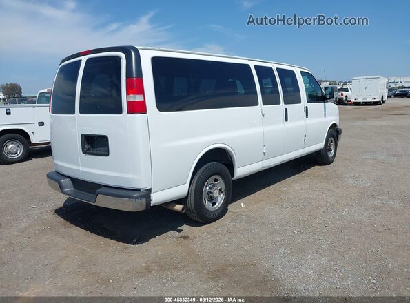 1GAZGPFG3J1301222 2018 CHEVROLET EXPRESS White Задня права чверть