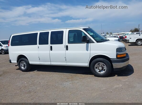 1GAZGPFG3J1301222 2018 CHEVROLET EXPRESS White Панорамний вид салону 360°
