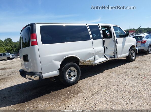 1GAZGPFG4G1327207 2016 CHEVROLET EXPRESS White Trasero derecho