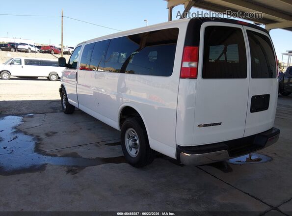 1GAZGPFG4H1267155 2017 CHEVROLET EXPRESS White უკანა მარცხენა