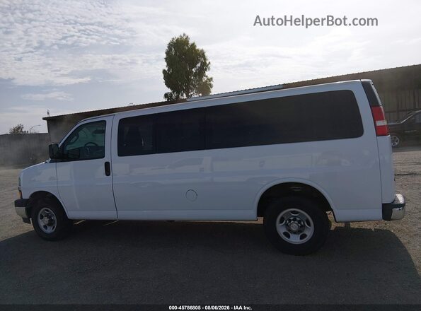 1GAZGPFG4J1301343 2018 CHEVROLET EXPRESS White Vista interior de 360 grados