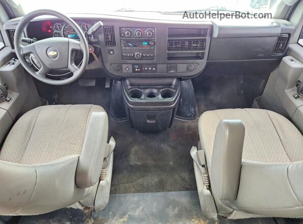 1GAZGPFG5J1329944 2018 CHEVROLET EXPRESS White Dashboard view