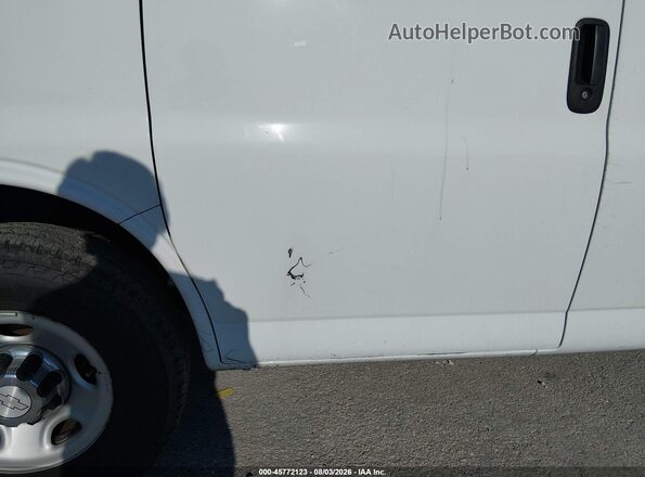 1GAZGPFG6G1317262 2016 CHEVROLET EXPRESS White Vista frontal