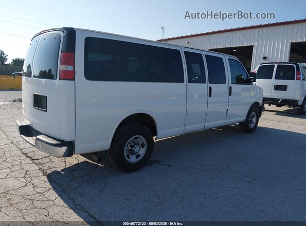 1GAZGPFG6G1317262 2016 CHEVROLET EXPRESS White Trasero derecho