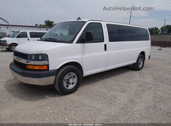 1GAZGPFG6H1265763 2017 CHEVROLET EXPRESS White Передня ліва чверть