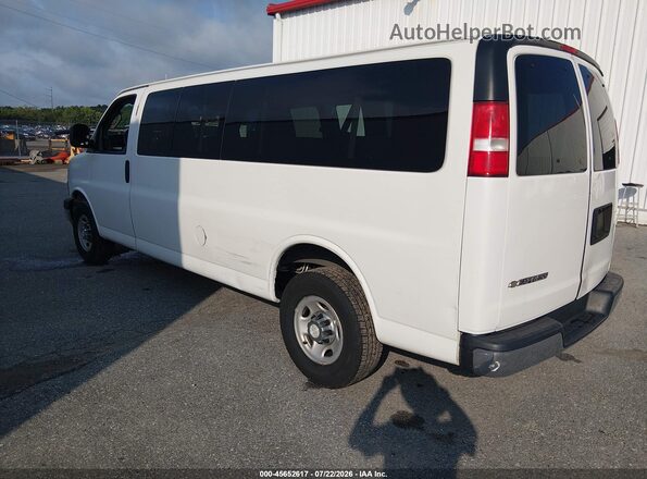 1GAZGPFG6H1269554 2017 CHEVROLET EXPRESS White Հետևի ձախ