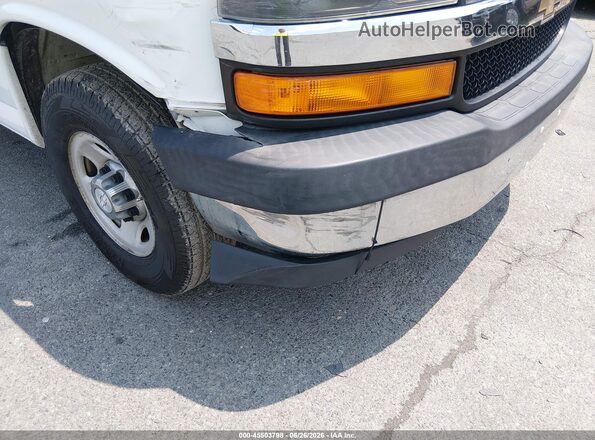 1GAZGPFG6H1289352 2017 CHEVROLET EXPRESS White Vista interior trasera