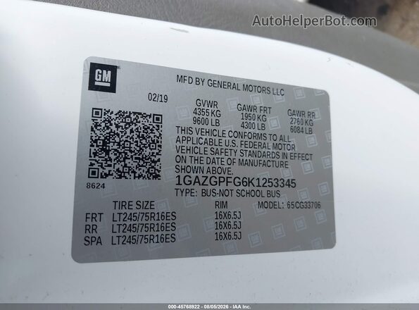 1GAZGPFG6K1253345 2019 CHEVROLET EXPRESS White Engine compartment view