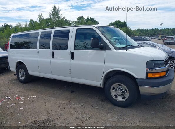 1GAZGPFG6K1253345 2019 CHEVROLET EXPRESS White 360 interior view