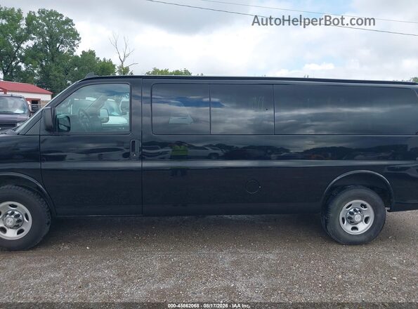 1GAZGPFG7J1283632 2018 CHEVROLET EXPRESS Black Widok wnętrza 360 stopni