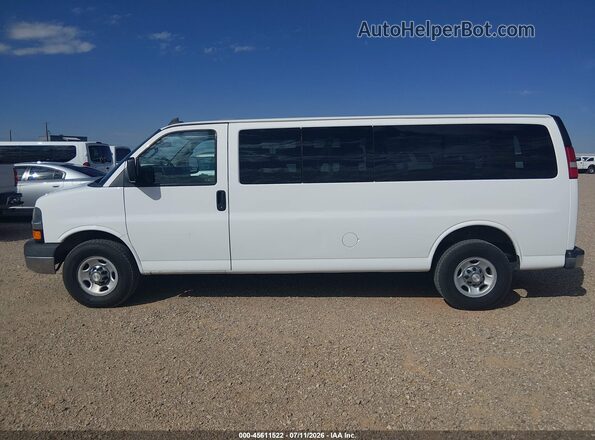 1GAZGPFG8G1292655 2016 CHEVROLET EXPRESS White Սալոնի 360 աստիճան տեսք