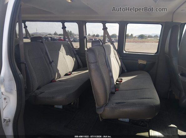 1GAZGPFG8G1292655 2016 CHEVROLET EXPRESS White VIN կոդի պիտակի տեսք