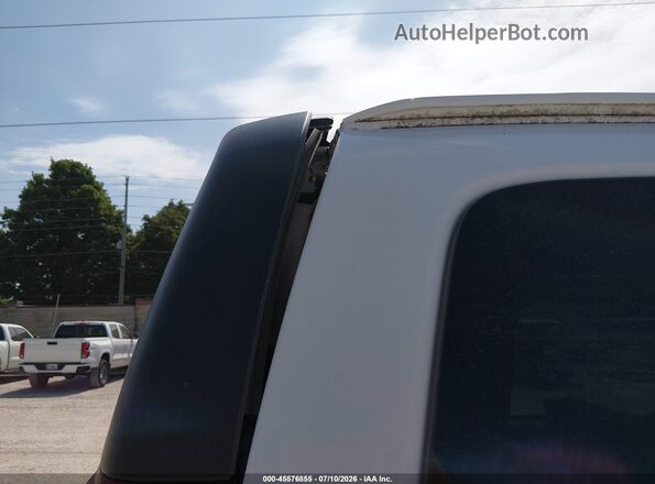 1GAZGPFG8G1317828 2016 CHEVROLET EXPRESS White Vista frontal