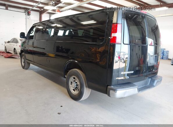 1GAZGPFG9J1299962 2018 CHEVROLET EXPRESS Black Trasero izquierdo