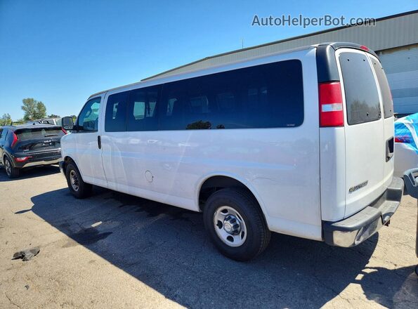 1GAZGPFPXJ1268431 2018 CHEVROLET EXPRESS White უკანა მარცხენა