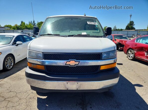1GAZGPFPXJ1268431 2018 CHEVROLET EXPRESS White წინა ხედი