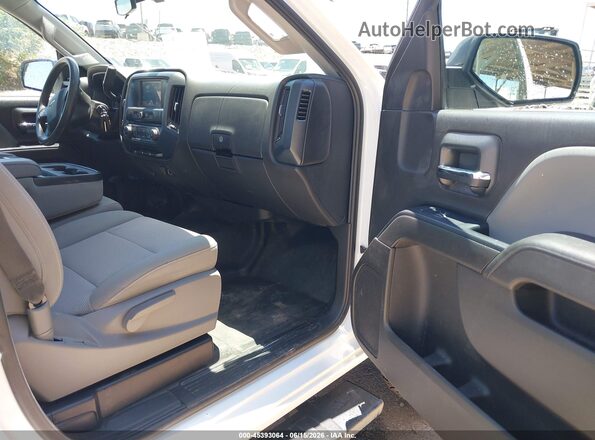 1GC0CUEG9JZ335582 2018 CHEVROLET SILVERADO Белый Вид салона спереди