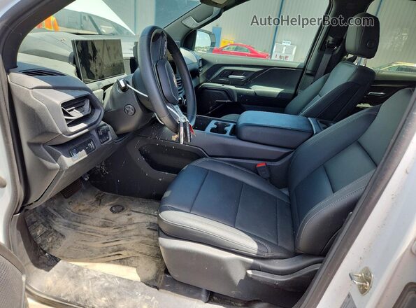 1GC10VEL0RU201729 2024 CHEVROLET SILVERADO White Widok wnętrza z przodu