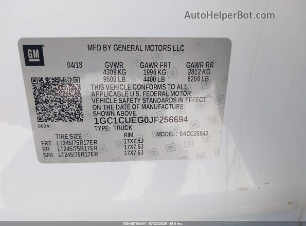 1GC1CUEG0JF256694 2018 CHEVROLET SILVERADO Белый Вид подкапотного пространства