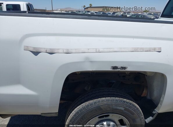 1GC1CUEG0JF256694 2018 CHEVROLET SILVERADO Белый Вид спереди