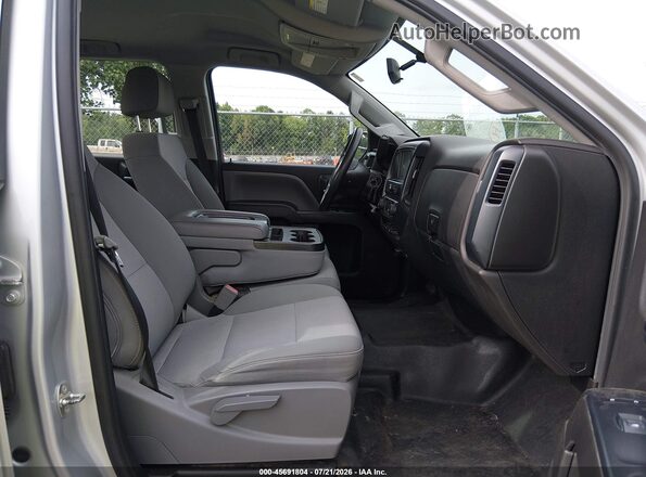 1GC1CUEG3JF240604 2018 CHEVROLET SILVERADO Silver Vista interior delantera