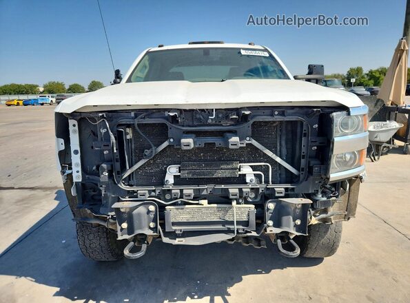 1GC1CUEG4JF257251 2018 CHEVROLET SILVERADO Белый Вид спереди