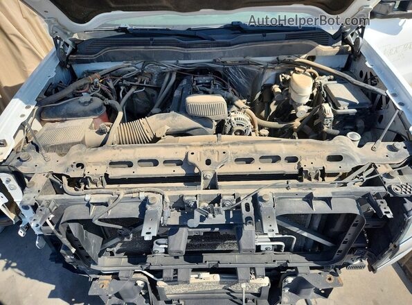 1GC1CUEG4JF257251 2018 CHEVROLET SILVERADO Белый Вид задней части салона