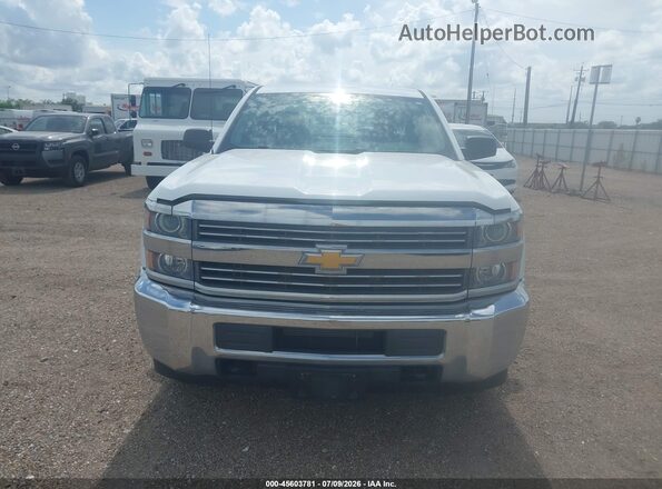 1GC1CUEG7JF265277 2018 CHEVROLET SILVERADO Белый Вид щитка приборов
