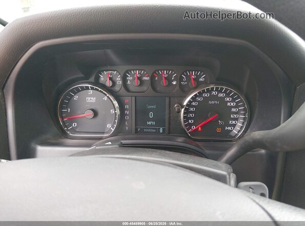 1GC1KUEG2HF204545 2017 CHEVROLET SILVERADO White Widok z przodu