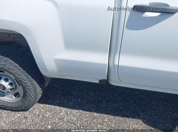 1GC1KUEG2JF257753 2018 CHEVROLET SILVERADO Белый Вид спереди