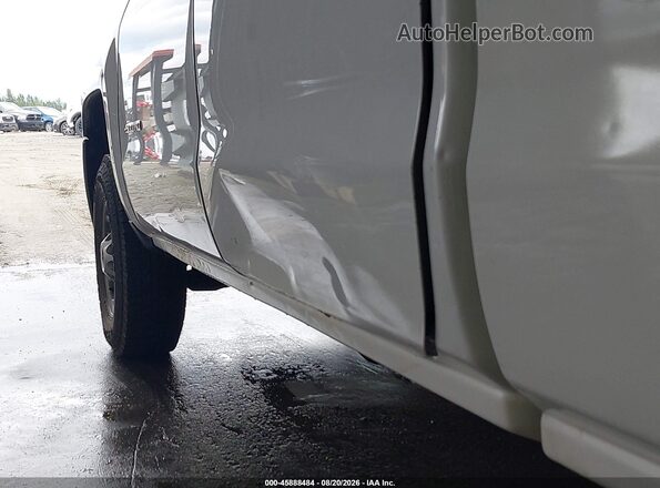 1GC1KUEG2JF260474 2018 CHEVROLET SILVERADO White Front view