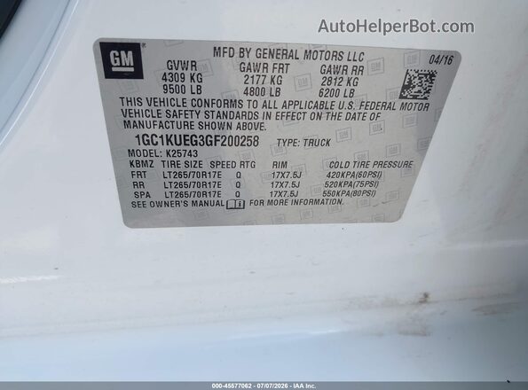 1GC1KUEG3GF200258 2016 CHEVROLET SILVERADO White Vista del compartimento del motor