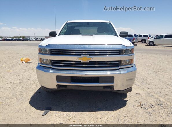 1GC1KUEG3JF258944 2018 CHEVROLET SILVERADO White Vista del salpicadero