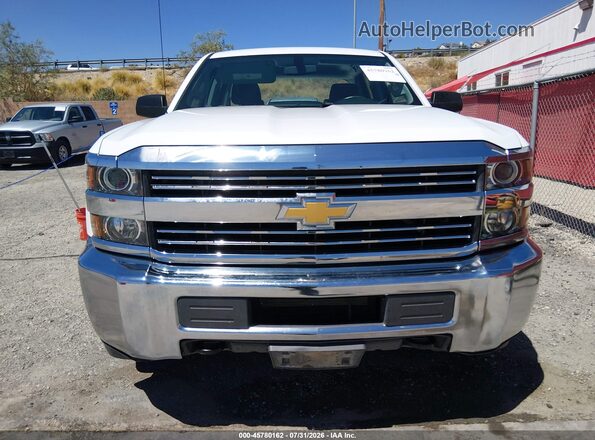 1GC1KUEG5JF236315 2018 CHEVROLET SILVERADO White Вид задньої частини салону