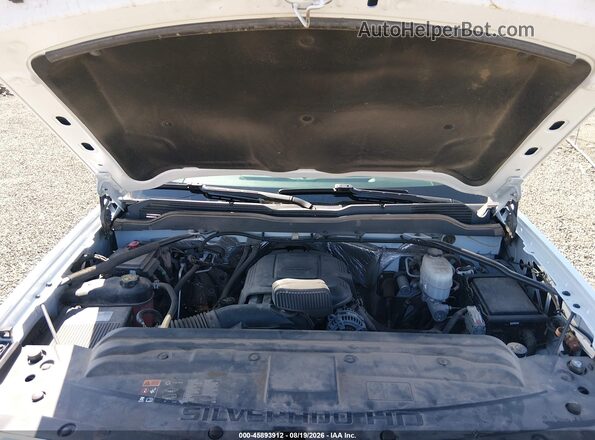 1GC1KUEG9HF218880 2017 CHEVROLET SILVERADO White Widok z tyłu