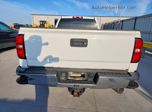 1GC1KUEY2HF214047 2017 CHEVROLET SILVERADO White Widok z tyłu