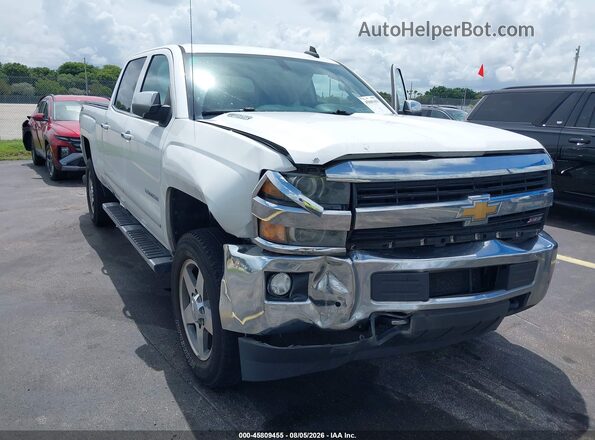 1GC1KWE80GF182435 2016 CHEVROLET SILVERADO White Widok z przodu