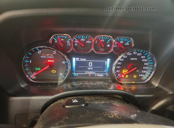 1GC1KWEY5JF266872 2018 CHEVROLET SILVERADO Серебряный Вид щитка приборов