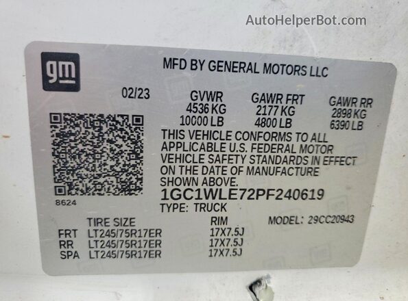 1GC1WLE72PF240619 2023 CHEVROLET SILVERADO White Vista del compartimento del motor