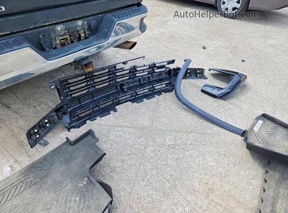 1GC1YNE75LF222048 2020 CHEVROLET SILVERADO Черный Вид подкапотного пространства