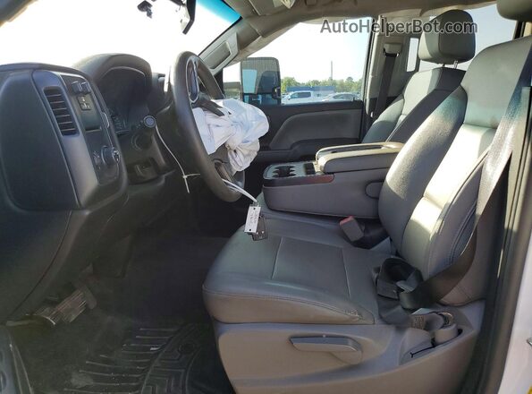 1GC2CUEG2JZ187946 2018 CHEVROLET SILVERADO White Սալոնի դիմացի տեսք